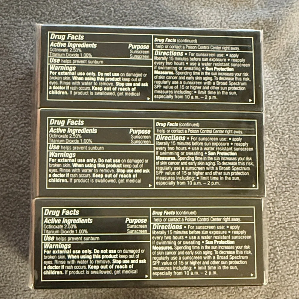 MAC Cosmetics Studio Fix Fluid SPF 15 - NC44